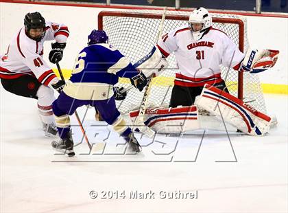Thumbnail 2 in Christian Brothers vs. Chaminade photogallery.