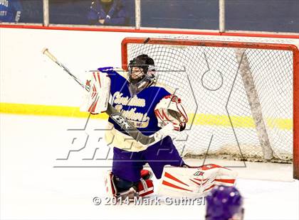 Thumbnail 2 in Christian Brothers vs. Chaminade photogallery.