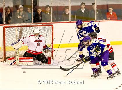 Thumbnail 3 in Christian Brothers vs. Chaminade photogallery.