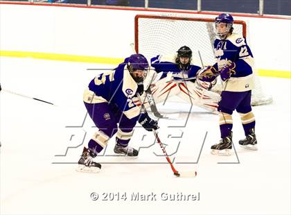 Thumbnail 1 in Christian Brothers vs. Chaminade photogallery.