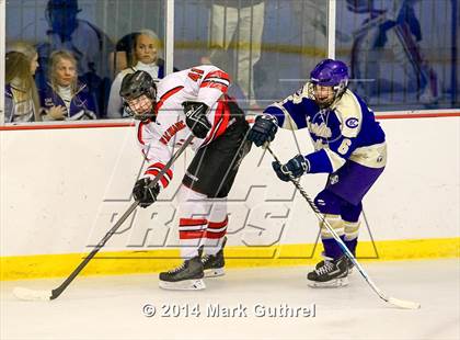 Thumbnail 1 in Christian Brothers vs. Chaminade photogallery.