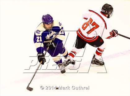 Thumbnail 3 in Christian Brothers vs. Chaminade photogallery.