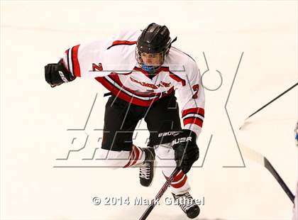 Thumbnail 2 in Christian Brothers vs. Chaminade photogallery.