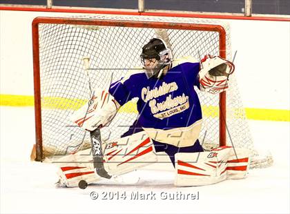Thumbnail 3 in Christian Brothers vs. Chaminade photogallery.