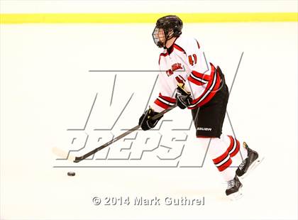 Thumbnail 2 in Christian Brothers vs. Chaminade photogallery.