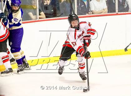 Thumbnail 2 in Christian Brothers vs. Chaminade photogallery.