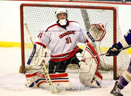Thumbnail 2 in Christian Brothers vs. Chaminade photogallery.