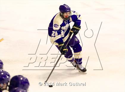 Thumbnail 3 in Christian Brothers vs. Chaminade photogallery.