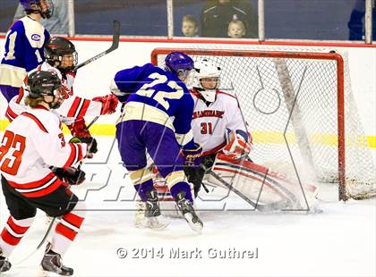 Thumbnail 1 in Christian Brothers vs. Chaminade photogallery.
