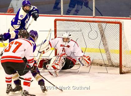 Thumbnail 2 in Christian Brothers vs. Chaminade photogallery.