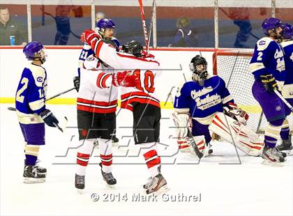 Thumbnail 3 in Christian Brothers vs. Chaminade photogallery.