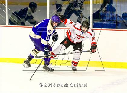 Thumbnail 2 in Christian Brothers vs. Chaminade photogallery.