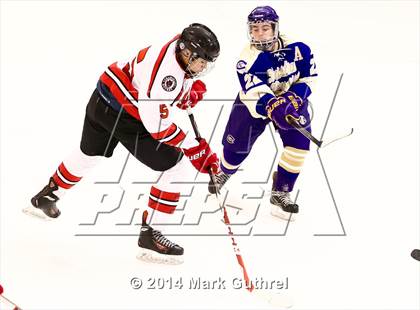 Thumbnail 1 in Christian Brothers vs. Chaminade photogallery.