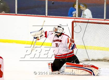 Thumbnail 2 in Christian Brothers vs. Chaminade photogallery.