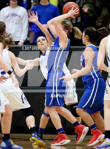 Thumbnail 2 in Slidell vs Dodd City photogallery.