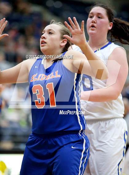 Thumbnail 3 in Slidell vs Dodd City photogallery.