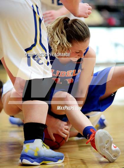 Thumbnail 1 in Slidell vs Dodd City photogallery.