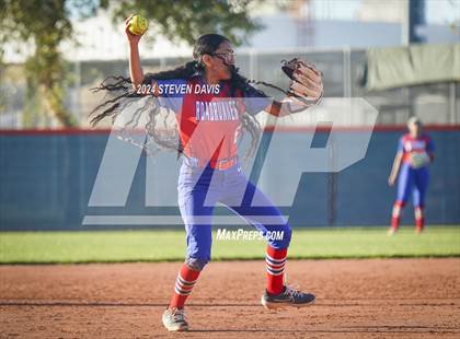Thumbnail 3 in Westwood vs. Holbrook photogallery.