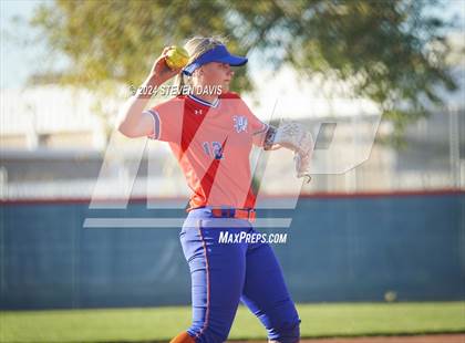 Thumbnail 2 in Westwood vs. Holbrook photogallery.