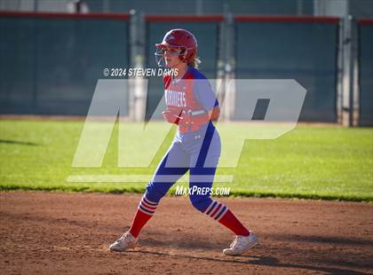 Thumbnail 1 in Westwood vs. Holbrook photogallery.