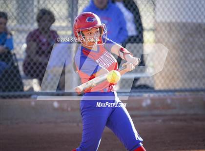Thumbnail 1 in Westwood vs. Holbrook photogallery.