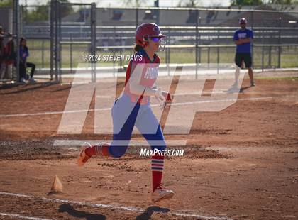 Thumbnail 1 in Westwood vs. Holbrook photogallery.