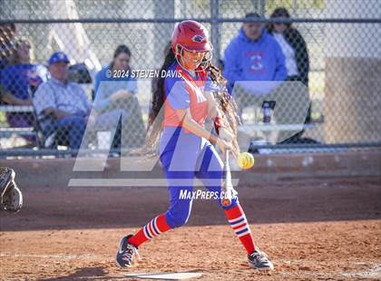 Thumbnail 2 in Westwood vs. Holbrook photogallery.