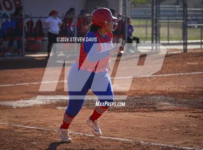 Thumbnail 3 in Westwood vs. Holbrook photogallery.