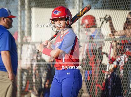 Thumbnail 3 in Westwood vs. Holbrook photogallery.