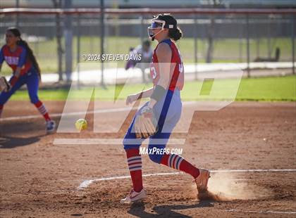 Thumbnail 1 in Westwood vs. Holbrook photogallery.