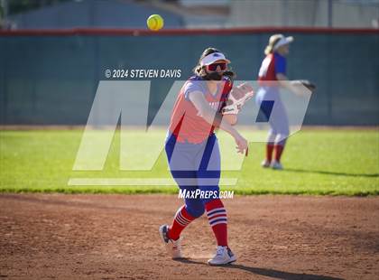 Thumbnail 1 in Westwood vs. Holbrook photogallery.
