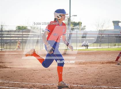 Thumbnail 2 in Westwood vs. Holbrook photogallery.