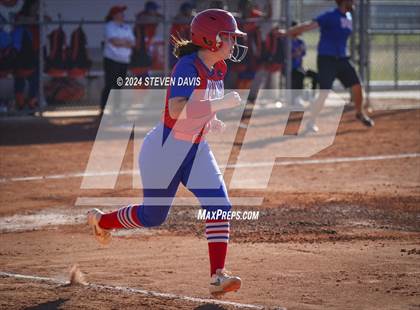 Thumbnail 3 in Westwood vs. Holbrook photogallery.