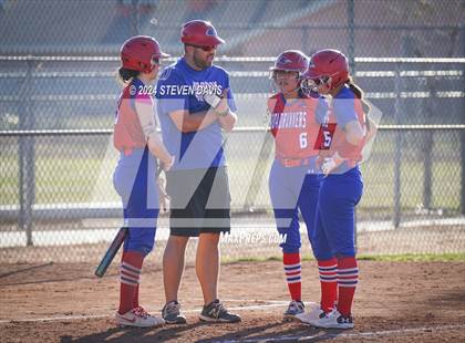 Thumbnail 1 in Westwood vs. Holbrook photogallery.