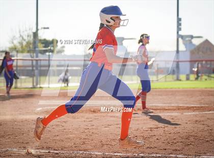 Thumbnail 3 in Westwood vs. Holbrook photogallery.