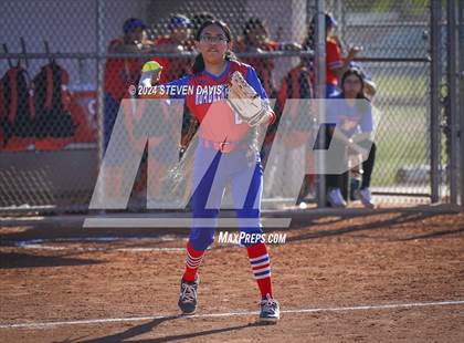 Thumbnail 2 in Westwood vs. Holbrook photogallery.