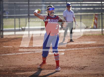 Thumbnail 3 in Westwood vs. Holbrook photogallery.