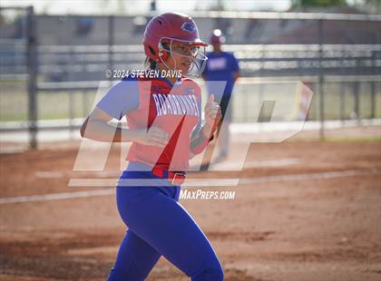 Thumbnail 2 in Westwood vs. Holbrook photogallery.