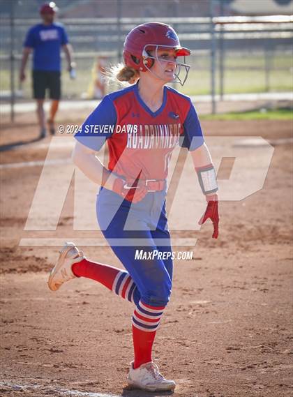 Thumbnail 3 in Westwood vs. Holbrook photogallery.