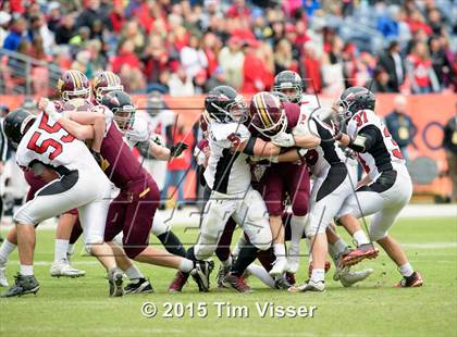 Thumbnail 3 in Windsor vs. Loveland (CHSAA 4A Final) photogallery.