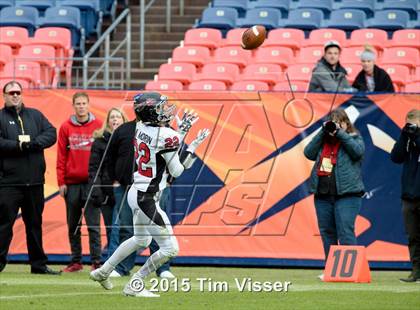 Thumbnail 2 in Windsor vs. Loveland (CHSAA 4A Final) photogallery.