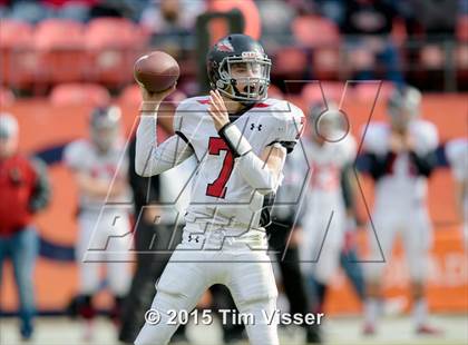 Thumbnail 3 in Windsor vs. Loveland (CHSAA 4A Final) photogallery.