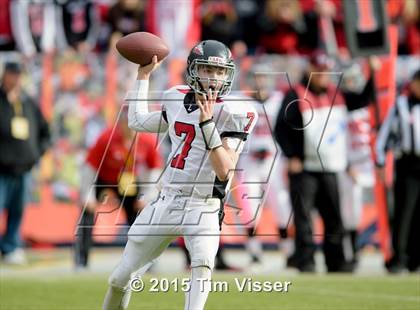 Thumbnail 3 in Windsor vs. Loveland (CHSAA 4A Final) photogallery.
