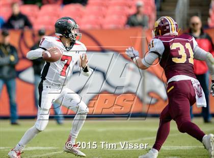 Thumbnail 2 in Windsor vs. Loveland (CHSAA 4A Final) photogallery.