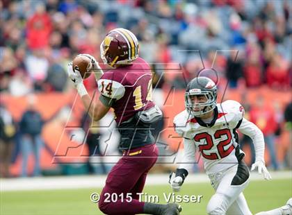 Thumbnail 2 in Windsor vs. Loveland (CHSAA 4A Final) photogallery.