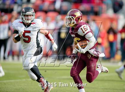 Thumbnail 3 in Windsor vs. Loveland (CHSAA 4A Final) photogallery.