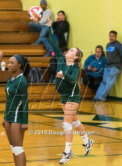Thumbnail 2 in Kennedy @ Moreau Catholic photogallery.
