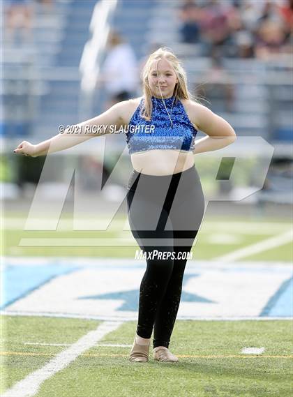 Thumbnail 2 in Edwardsville @ Belleville East photogallery.