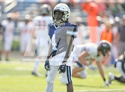 Thumbnail 2 in Edwardsville @ Belleville East photogallery.