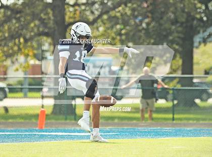 Thumbnail 2 in Edwardsville @ Belleville East photogallery.